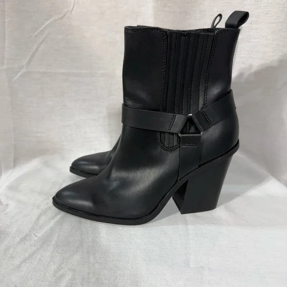 Dolce Vita Nilano Black Faux Leather Ankle Boots Size 9 - Picture 1 of 7